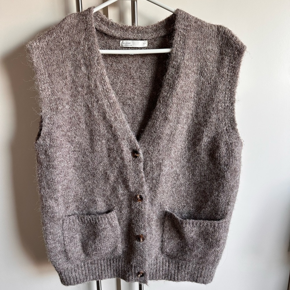 Oak + Fort Brown Knit Vest with Pockets